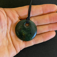 Load image into Gallery viewer, Porohita Pendant