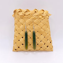 Load image into Gallery viewer, Putiputi Flower Jade Roimata Drop Earrings