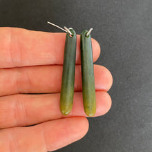 Load image into Gallery viewer, Putiputi Flower Jade Roimata Drop Earrings