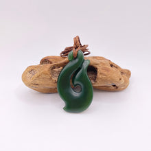 Load image into Gallery viewer, Kawakawa Hei Matau Pendant