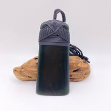 Load image into Gallery viewer, Large Cross-bound Toki Pendant