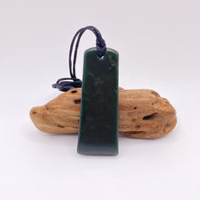Load image into Gallery viewer, Dark Toki Pendant