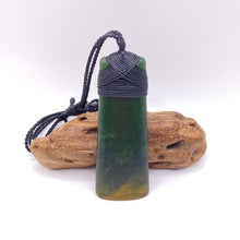 Load image into Gallery viewer, Marsden Flower Jade Cross-Bound Toki Pendant