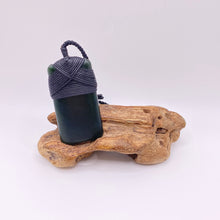 Load image into Gallery viewer, Wide Kawakawa Cross-bound Toki Pendant