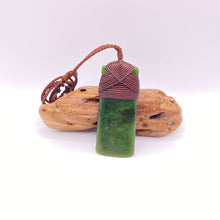 Load image into Gallery viewer, Kawakawa Cross-bound Toki Pendant