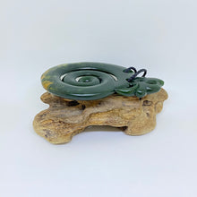 Load image into Gallery viewer, Putiputi Manaia with Koru Tail no