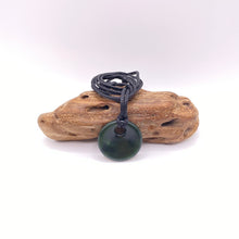 Load image into Gallery viewer, Small Kawakawa Porohita Disc Pendant