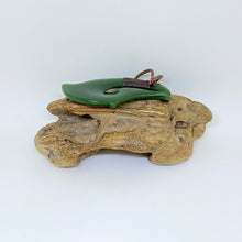 Load image into Gallery viewer, Kahurangi Ridge-Bound Hei Matau/Hook Pendant