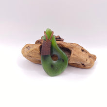 Load image into Gallery viewer, Ridge-bound Hei Matau Pendant