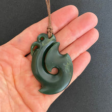 Load image into Gallery viewer, Putiputi Manaia Pendant