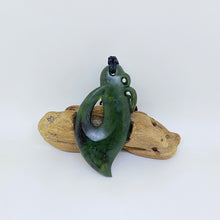 Load image into Gallery viewer, Kawakawa Manaia
