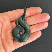 Load image into Gallery viewer, Whale Tail Hei Matau Hook Pendant
