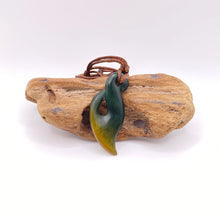 Load image into Gallery viewer, Small Hei Matau Hook Pendant