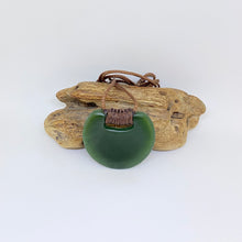 Load image into Gallery viewer, Ridge bound Porohita Pendant