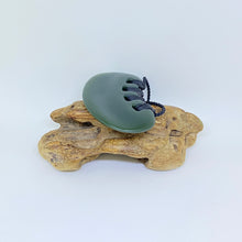 Load image into Gallery viewer, Putiputi Pounamu Breastplate