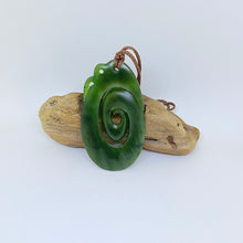 Load image into Gallery viewer, Kawakawa Manaia with Koru Tail