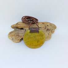 Load image into Gallery viewer, Ridge bound Marsden Flower Jade Porohita Pendant