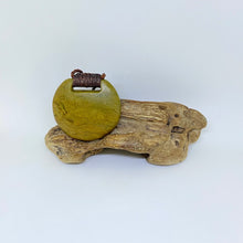 Load image into Gallery viewer, Ridge bound Marsden Flower Jade Porohita Pendant