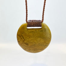 Load image into Gallery viewer, Ridge bound Marsden Flower Jade Porohita Pendant