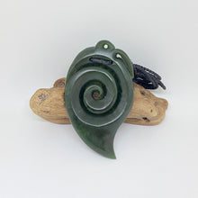 Load image into Gallery viewer, Large Manaia with Koru Tail