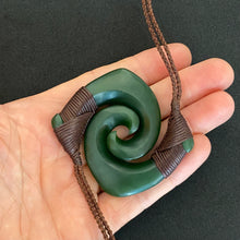 Load image into Gallery viewer, Relationship Snood Bound Hei Matau pendants