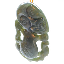 Load image into Gallery viewer, Tangiwai Hei Tiki