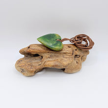Load image into Gallery viewer, Marsden Flower Jade Heart Pendant