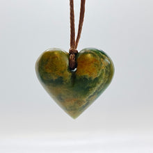 Load image into Gallery viewer, Marsden Flower Jade Heart Pendant