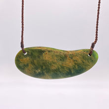 Load image into Gallery viewer, Flower Jade  Breastplate