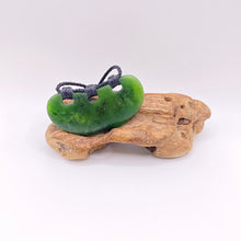 Load image into Gallery viewer, Kawakawa Ridge bound Breastplate