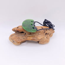 Load image into Gallery viewer, Kawakawa Ridge bound Breastplate