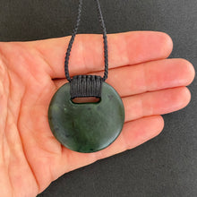 Load image into Gallery viewer, Kawakawa Ridge bound Porohita Pendant