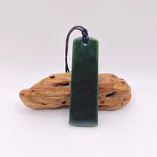 Load image into Gallery viewer, Narrow Toki Pendant