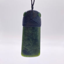 Load image into Gallery viewer, Kokopu Cross-bound Toki Pendant