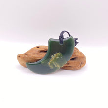 Load image into Gallery viewer, Putiputi Shark Tooth Pounamu Pendant