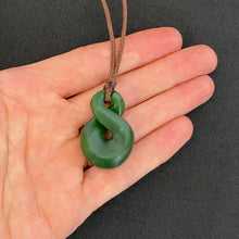 Load image into Gallery viewer, Kawakawa Single Pikorua / Twist Pendant