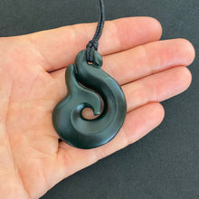 Load image into Gallery viewer, Whale Tail Hei Matau / Hook Pendant