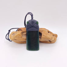 Load image into Gallery viewer, Dark Pounamu Cross-bound Toki Pendant