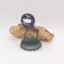 Load image into Gallery viewer, Small Carved Breastplate