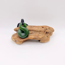 Load image into Gallery viewer, Kawakawa Single Pikorua / Twist Pendant