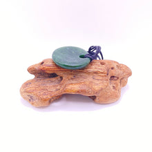 Load image into Gallery viewer, Porohita Disc Pendant