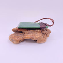 Load image into Gallery viewer, Kawakawa Cross-bound Toki Pendant