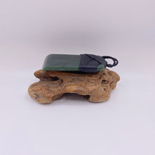 Load image into Gallery viewer, Rimu Cross-bound Toki Pendant
