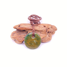 Load image into Gallery viewer, Marsden Flower Jade Porohita Pendant