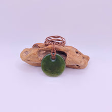 Load image into Gallery viewer, Porohita Disc Pendant
