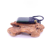 Load image into Gallery viewer, Marsden Cross-bound Toki Pendant