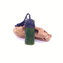 Load image into Gallery viewer, Kawakawa Cross-bound Toki Pendant