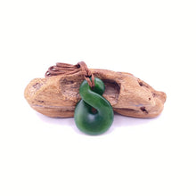 Load image into Gallery viewer, Kahurangi Single Pikorua, Twist Pendant