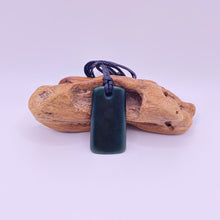 Load image into Gallery viewer, Small Toki Pendant