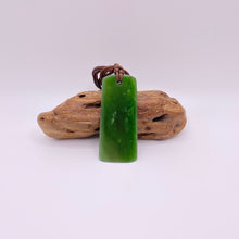 Load image into Gallery viewer, Kahurangi Toki Pendant